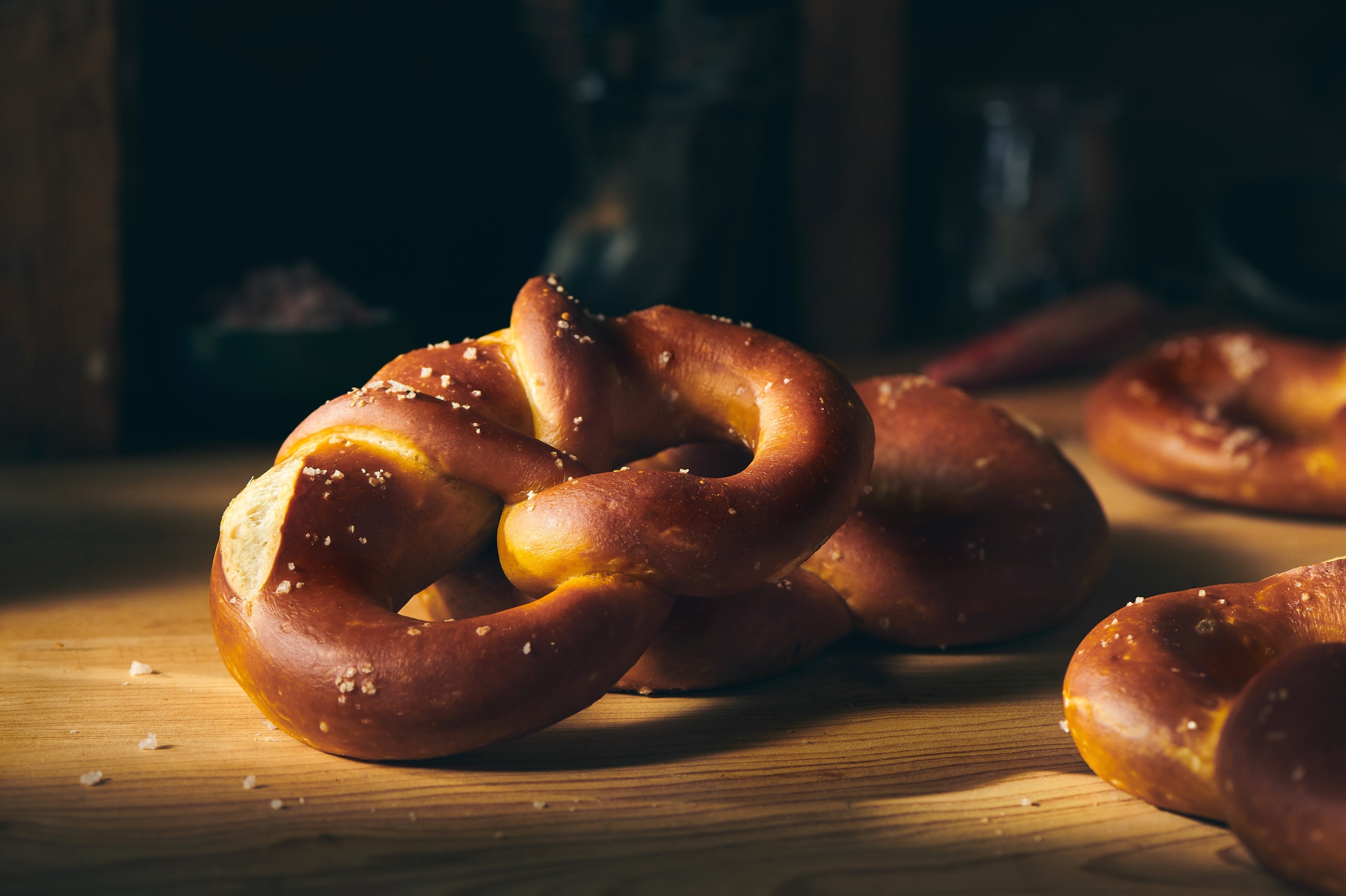 Soft Sourdough Pretzels 